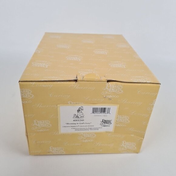 Precious Moments 4001245 Blooming In God's Love Girl Puppy Vintage Figurine - Picture 5 of 5